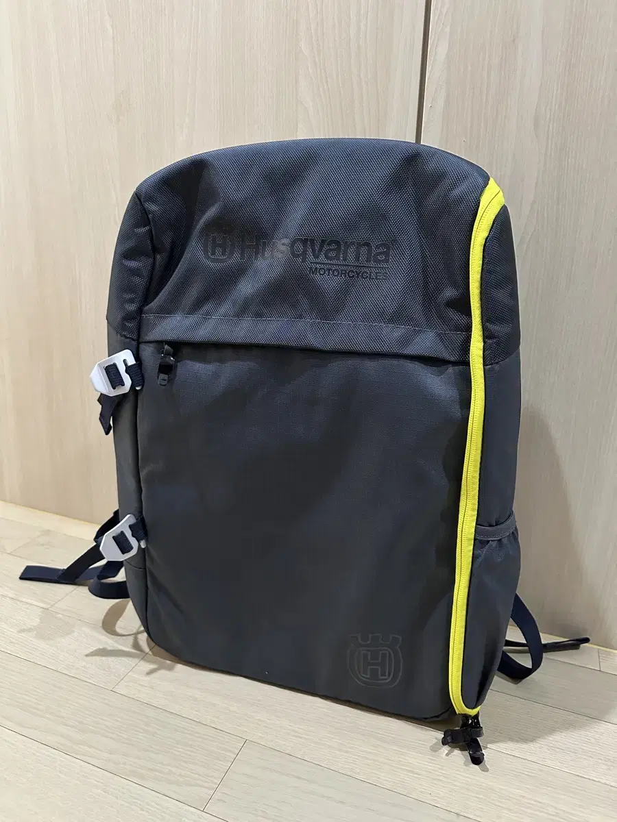 허스크바나 가방 DAYBAG 백팩